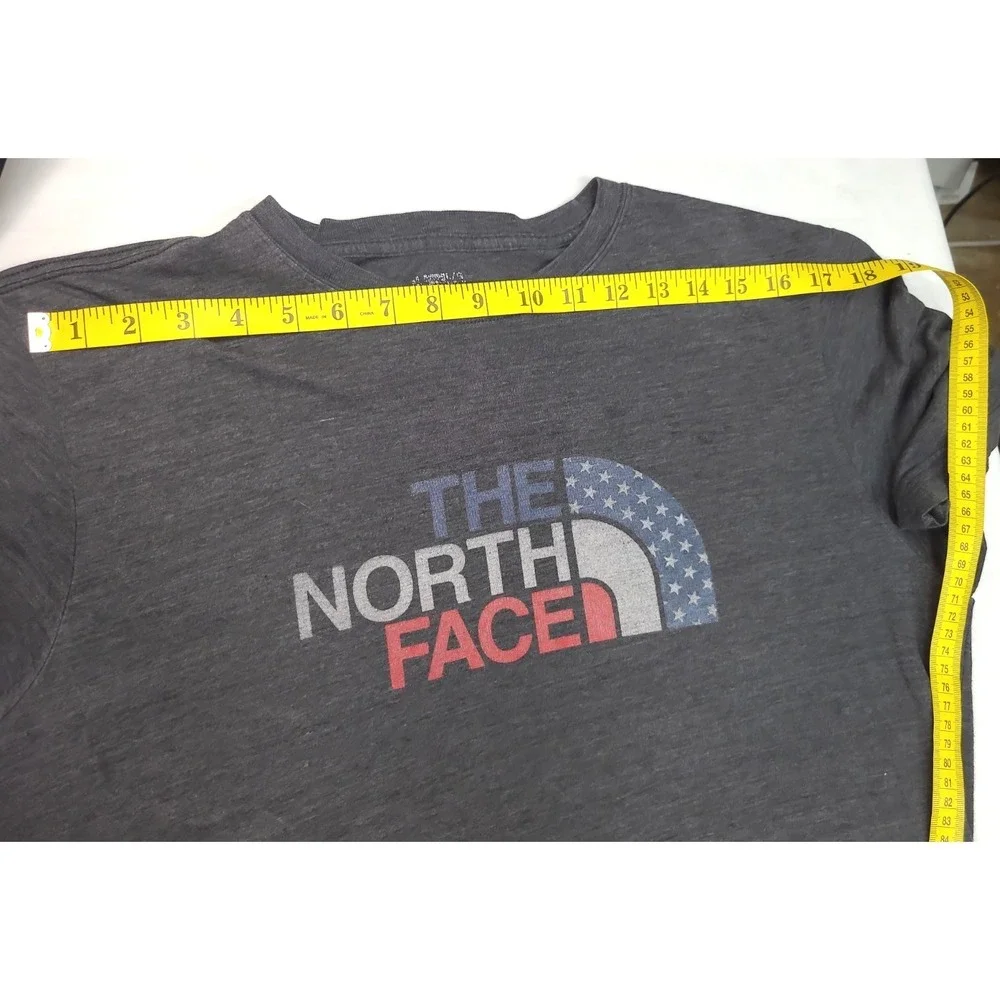 North Face Shirt Mens Large Short Sleeve Crew Neck Lightweight‎ Gray